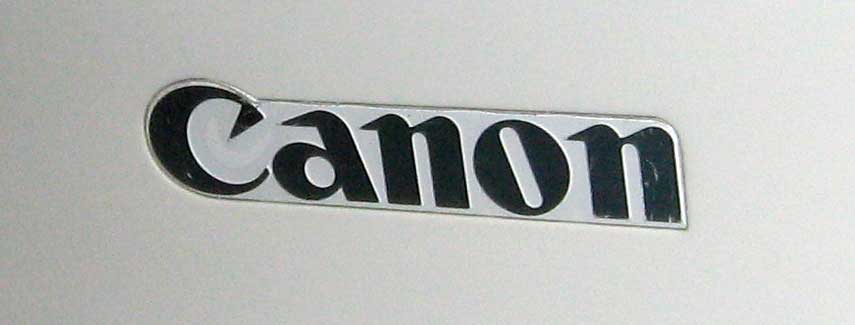 Canon логотип компании на принтере