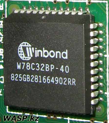 Winbond W78C32BP-40 - 8- 