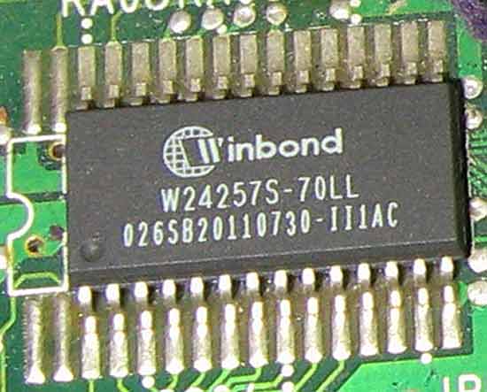 Winbond W24257S-70LL   