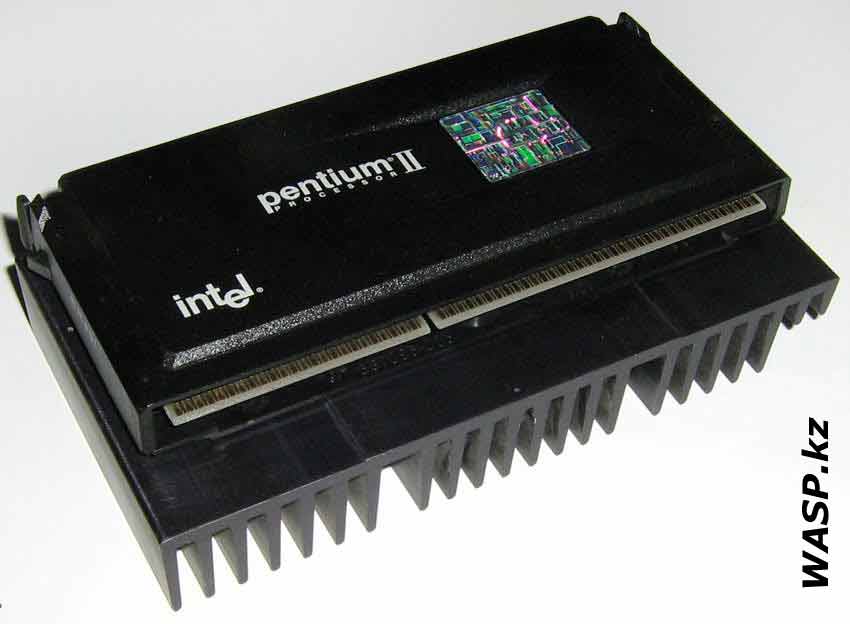 Intel Pentium II 300   Klamath MMX Slot 1