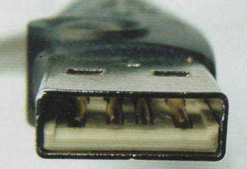 Первые USB разъемы 2001 года, чем они отличаются