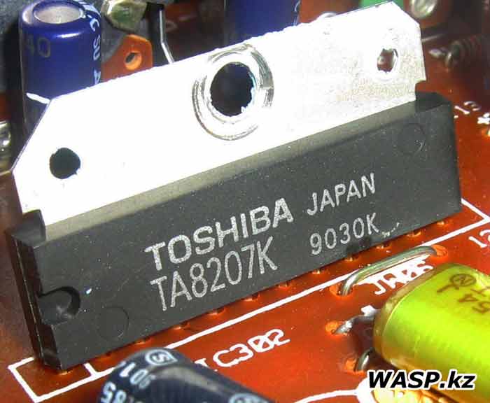 Toshiba TA8207K     