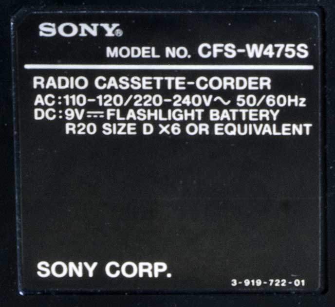 SONY CFS-W475S этикетка магнитолы