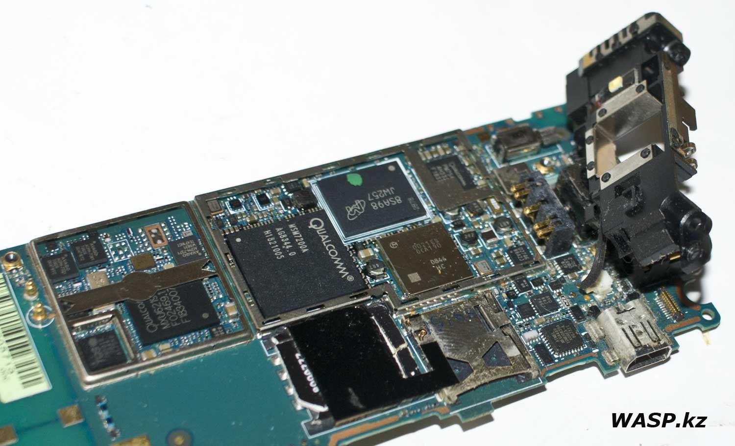 Sony Ericsson Xperia X1 разборка и ремонт, как все сделать?
