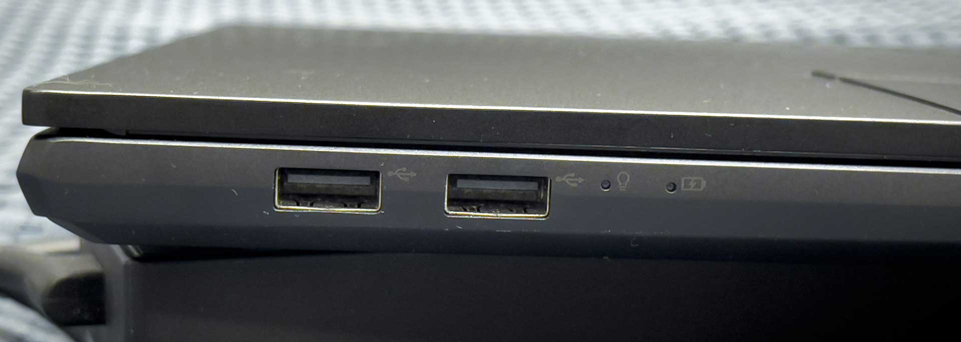 Какие разъемы есть на ноутбуке ASUS Vivobook Pro 16X OLED M7600QC-L2003