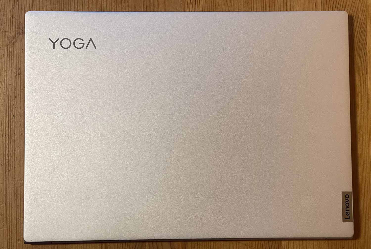 Lenovo Yoga Slim 7 Pro насколько прочный корпус у ноутбука