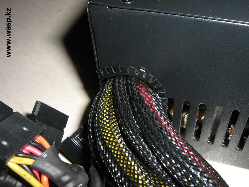 Crown CM-PS850 Superior кабеля в нейлоновой сетке