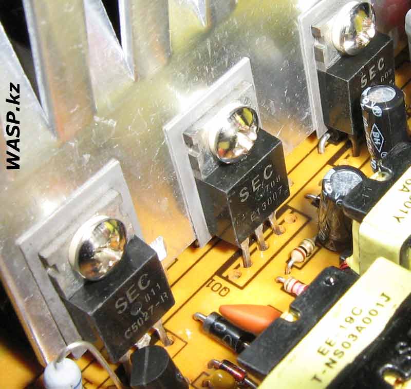 E13007 и C5027-B транзисторы в Xin Hai XH-300