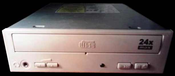 Acer 624A 403 обзор старого CD-ROM, описание