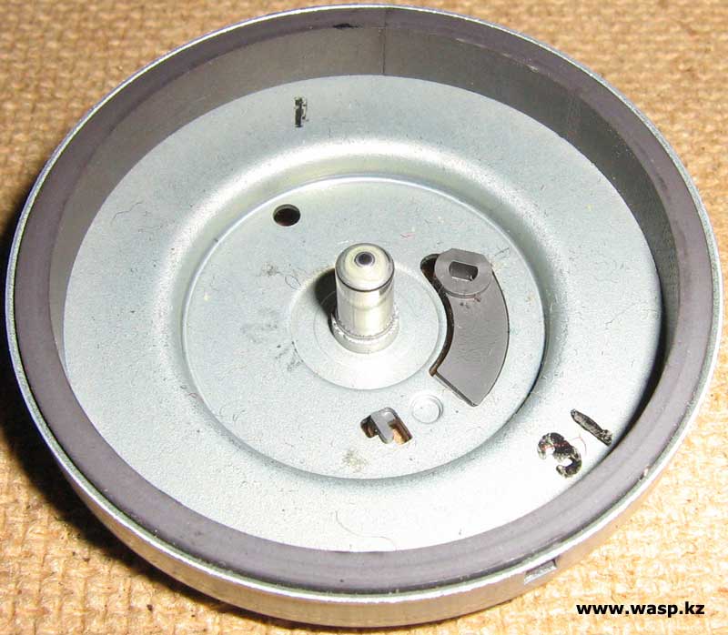 маховик шпиндельного двигателя флоппи-дисковода