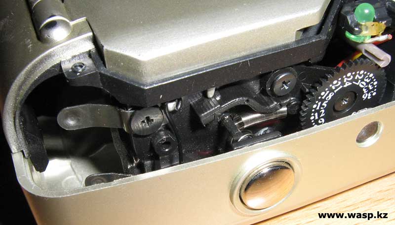 пленочный фотоаппарат Skina BF-10 устройство и механизмы