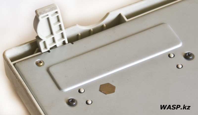 Mitsumi KFK-EA4SA стальное днище, клавиатура