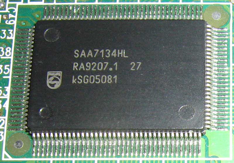 чип SAA7134HL RA9207.1 27 kSG05081