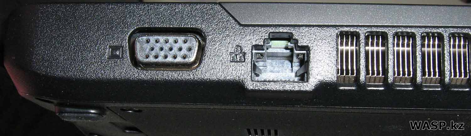 Fujitsu LIFEBOOK AH502 разъемы для сети и VGA