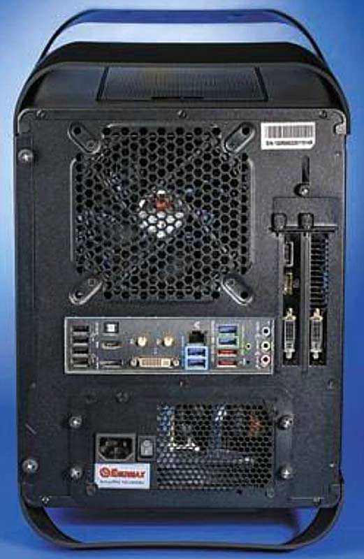 Корпус BitFenix Prodigy задняя стенка, можно ли установить матплату