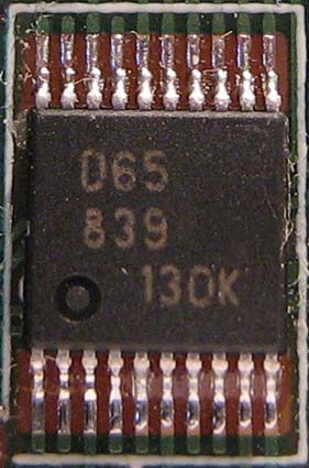 Микросхема D65 839 130K в Sony RM-SR210